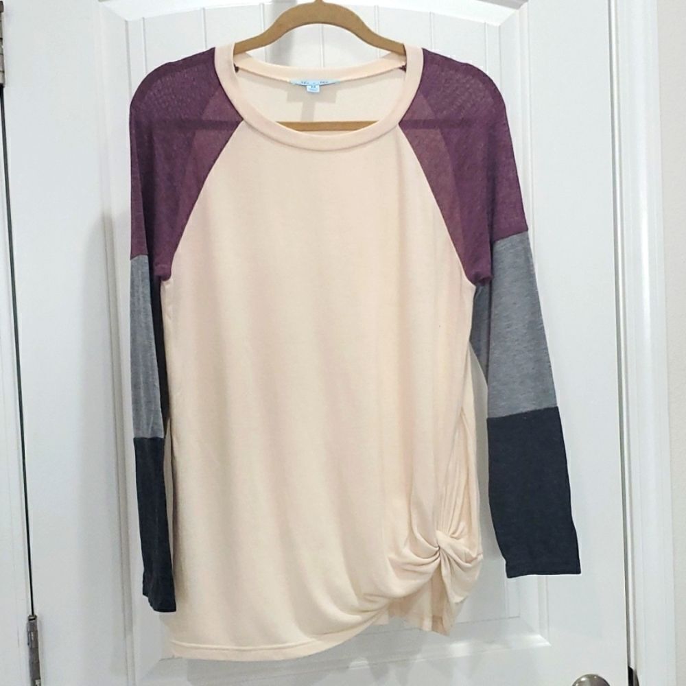She + Sky Women’s COLOR BLOCKED, Side Tie Sweater, Size Medium